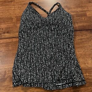 Athleta swim top EUC